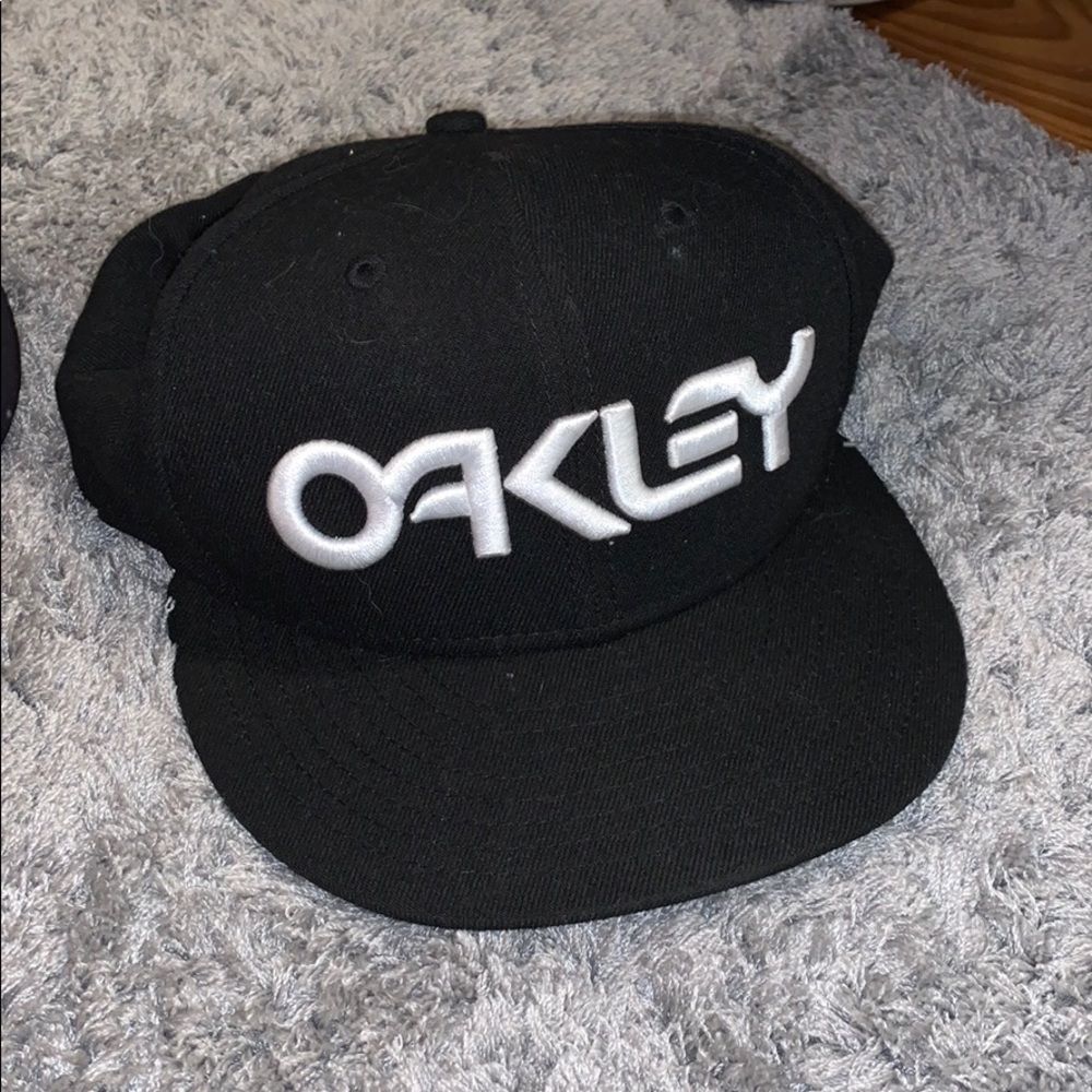 Oakley Mens Hat Black